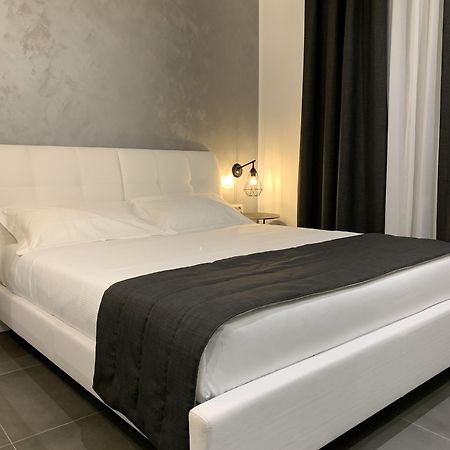 Aparthotel Bossi Milán Exterior foto